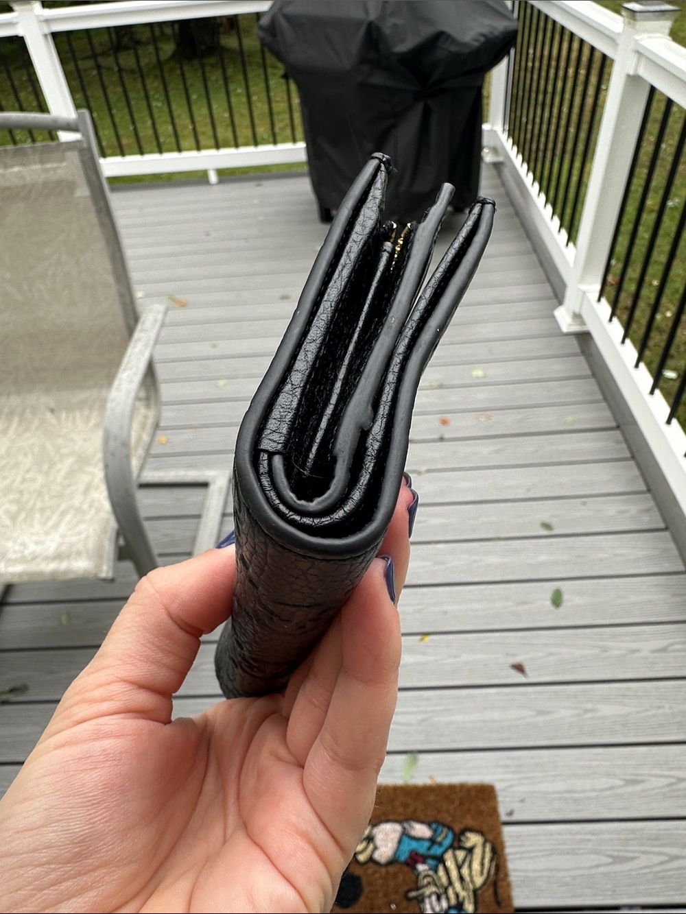 Gucci Black Embossed GG Leather Wallet - Picture 6 of 15